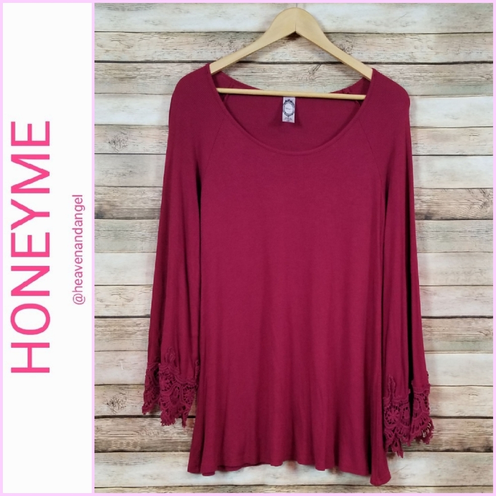 Honeyme Burgundy Wine Crochet Lace Sleeve Ribbed Tunic Top